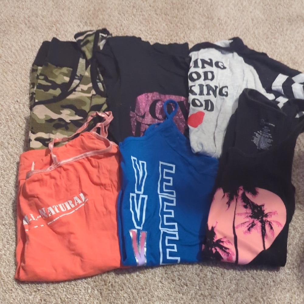 Juniors Tank Tops And Crop Tops